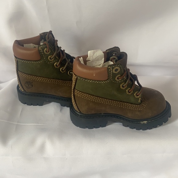 BRAND: Timberland/ SIZE: 4 - Picture 2 of 6